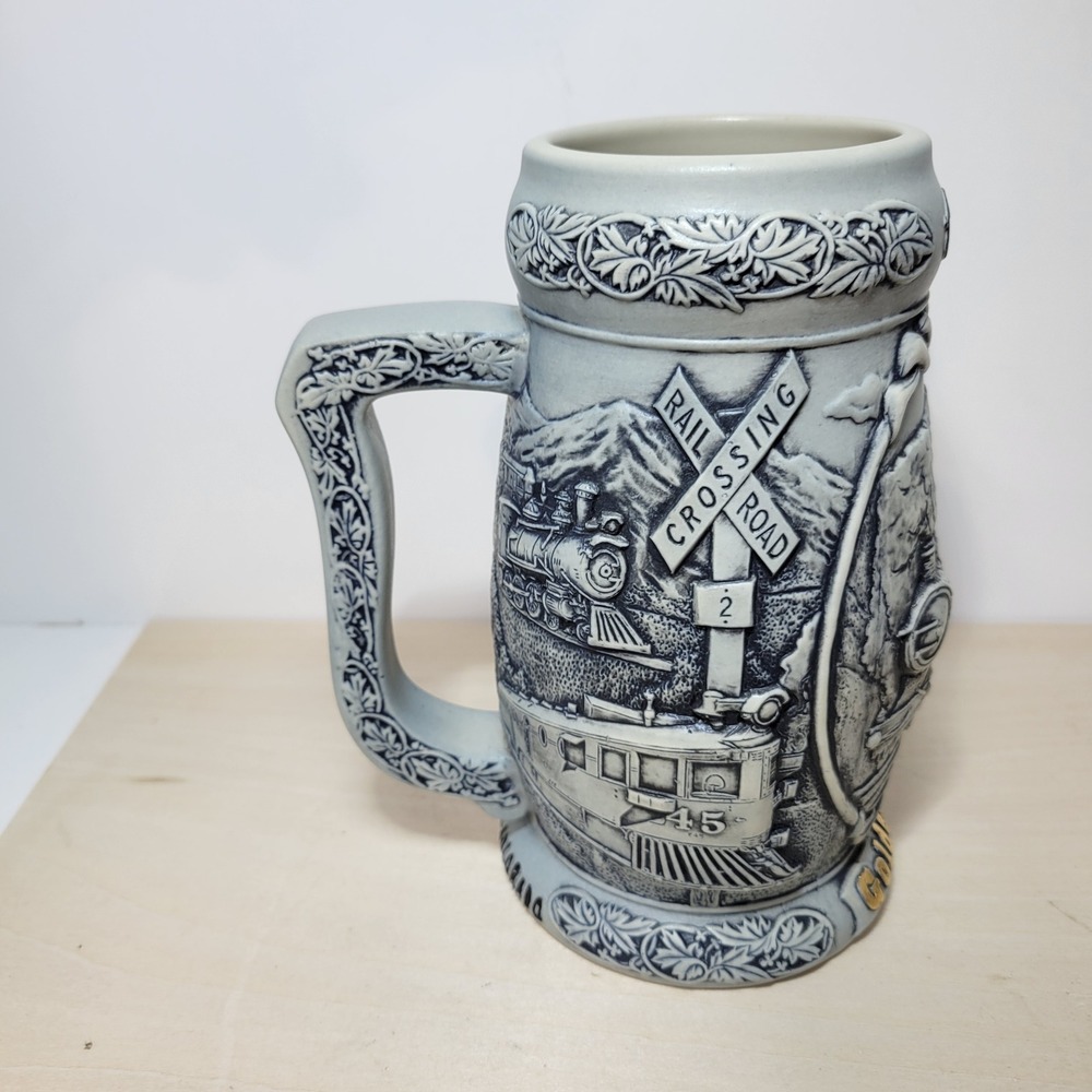 Coors Golden‎ Rails Rocky Mountain Ironhorse Beer Stein Mug 2002